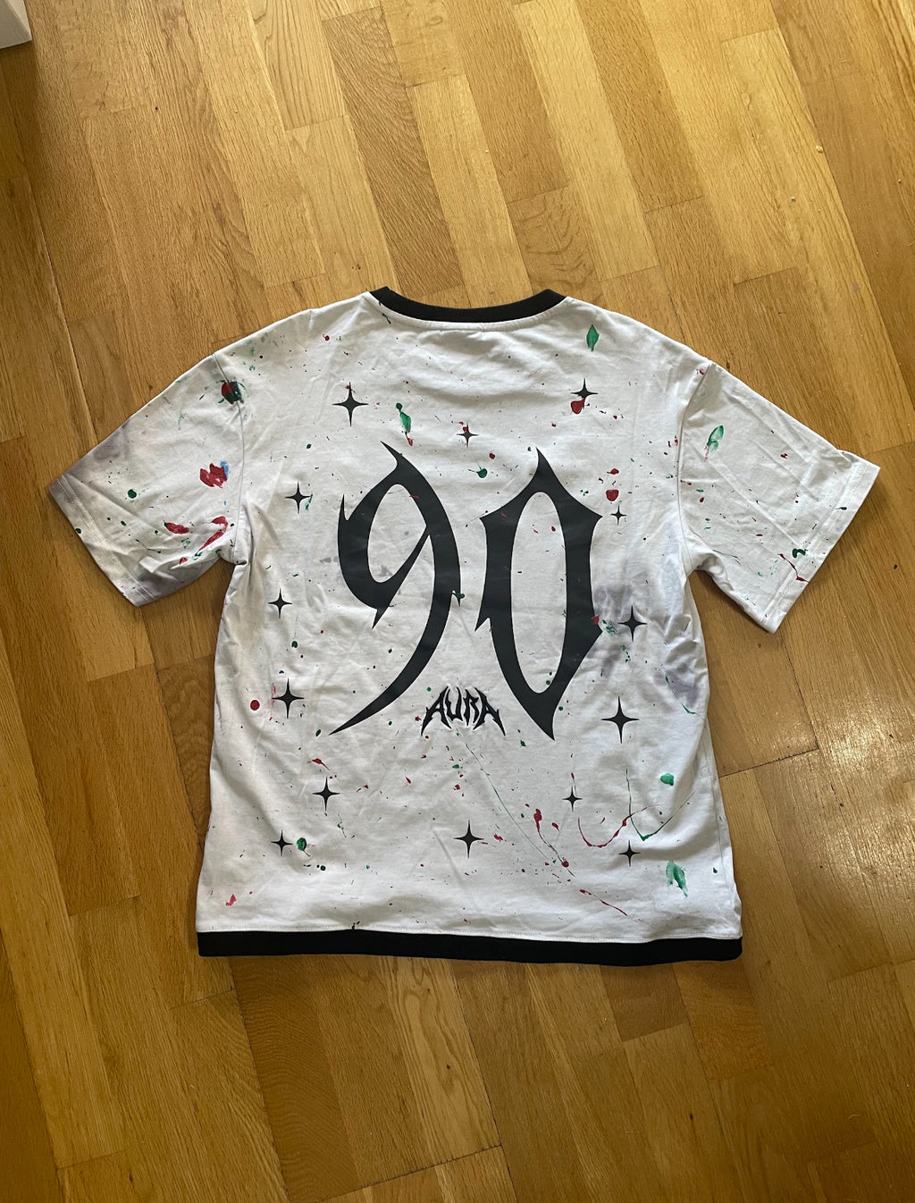 Angel - only 2 colors