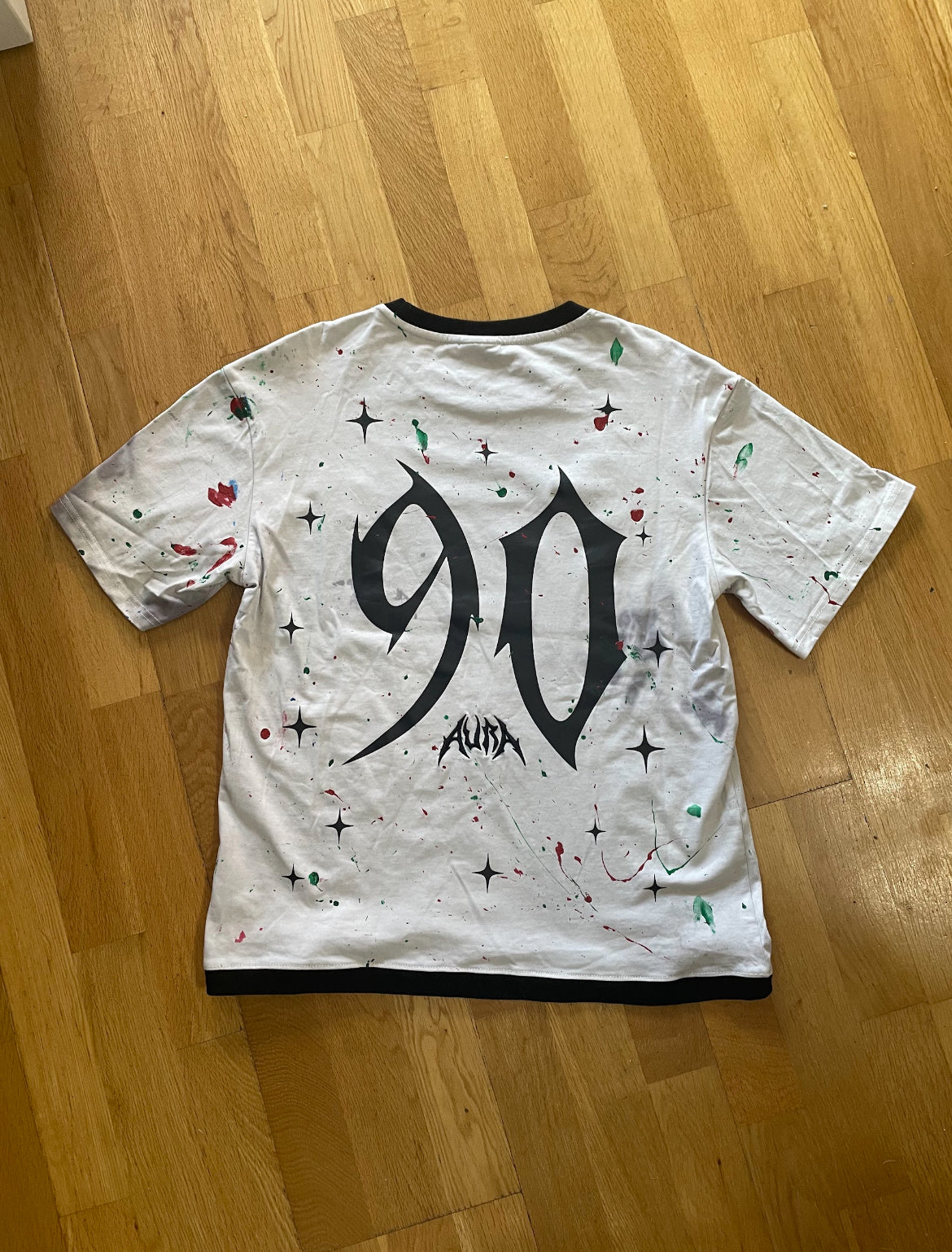 Angel - only 2 colors