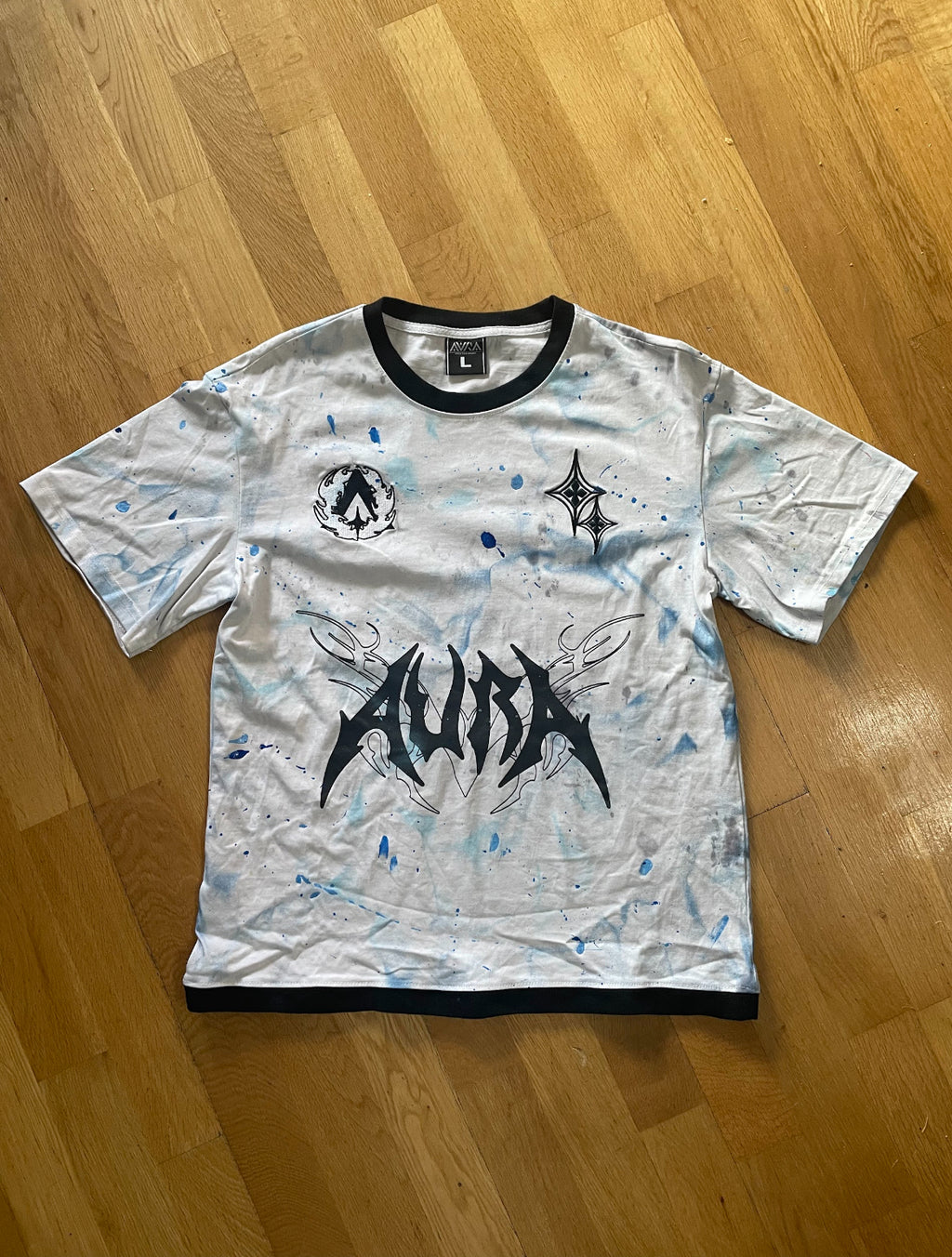 camiseta blanca corta spray